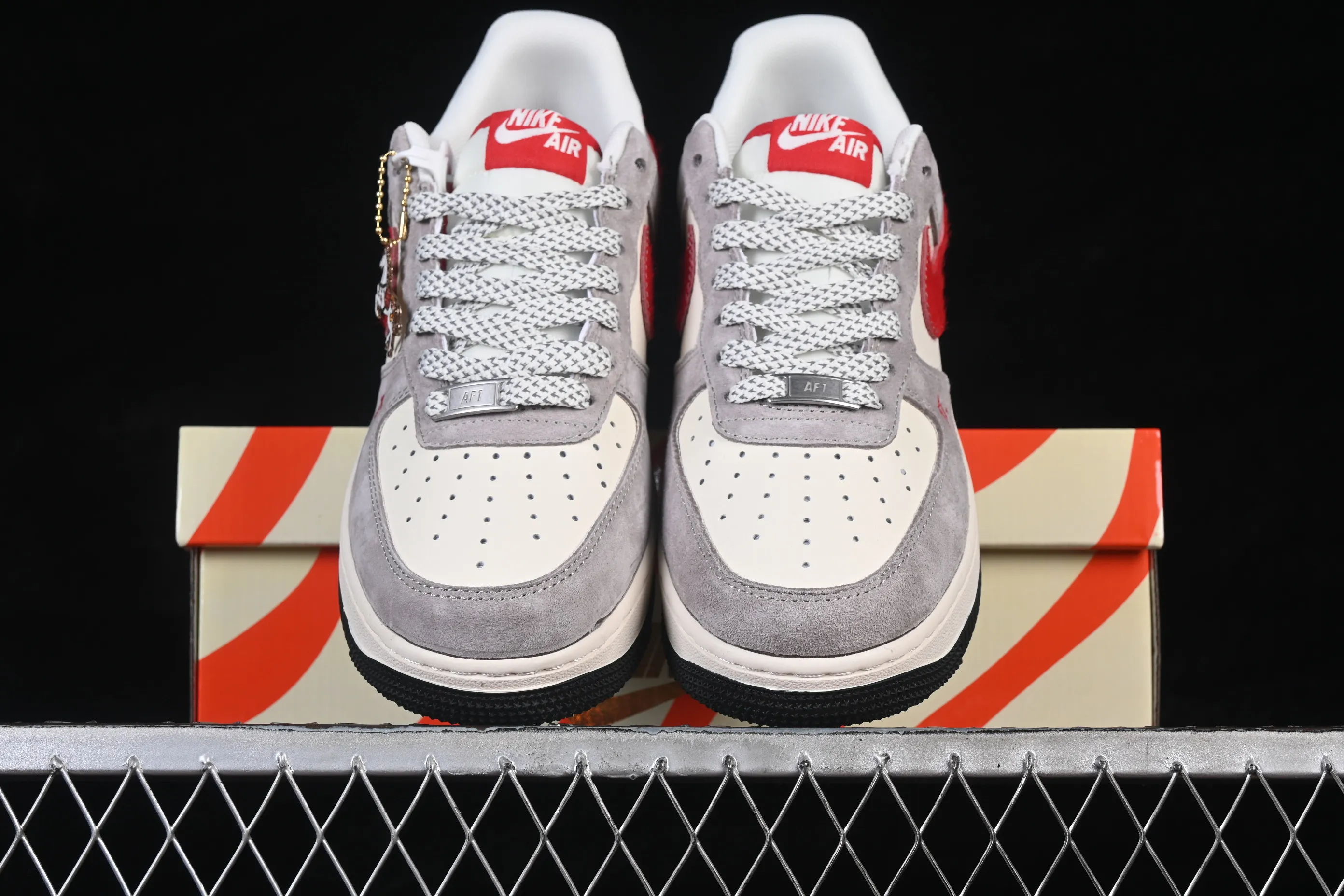 All Categories Nk Air Force 1 Air Force Series Nk Air Force 1 Low Air Force Low Nike Air Force 1'07 Low Special Edition for the Year of the Horse Immediate Success Air Force 1 Low-top Casual Shoes HT5088-632